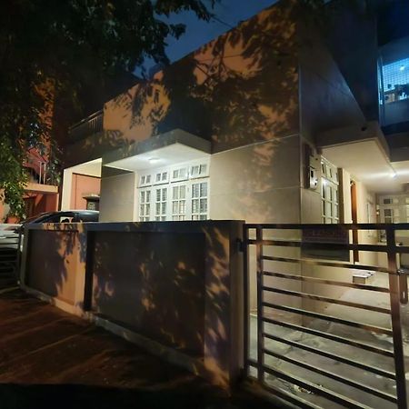 Homestayz Crown Bangalore Exterior photo