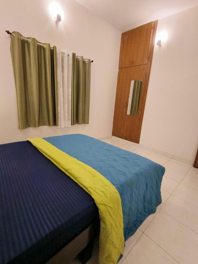 Homestayz Crown Bangalore Exterior photo