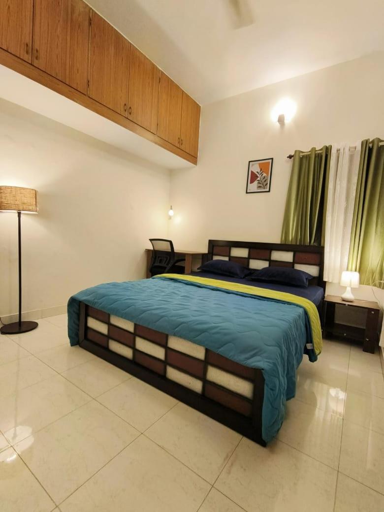 Homestayz Crown Bangalore Exterior photo