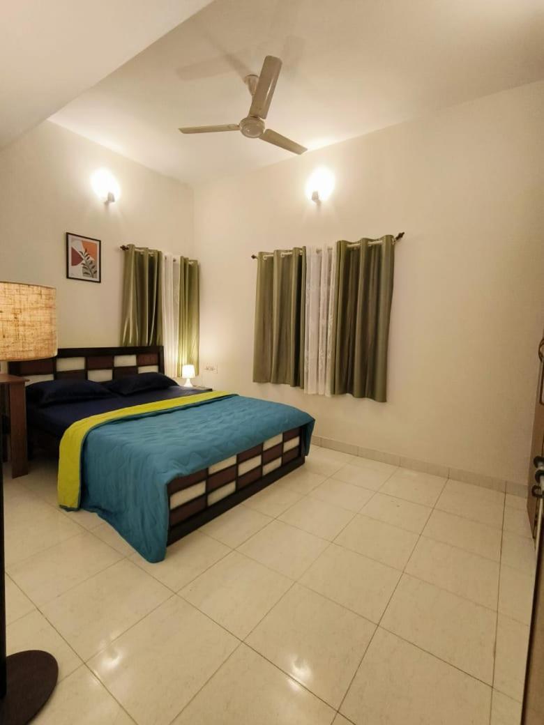 Homestayz Crown Bangalore Exterior photo